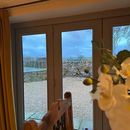 Dom wakacyjny Private Luxury Barn With Hot Tub And Outdoor Entertainment, Yorkshire Dales Sleeps 10! Airton