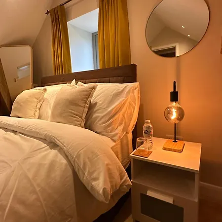 Private Luxury Barn With Hot Tub And Outdoor Entertainment, Yorkshire Dales Sleeps 10! *