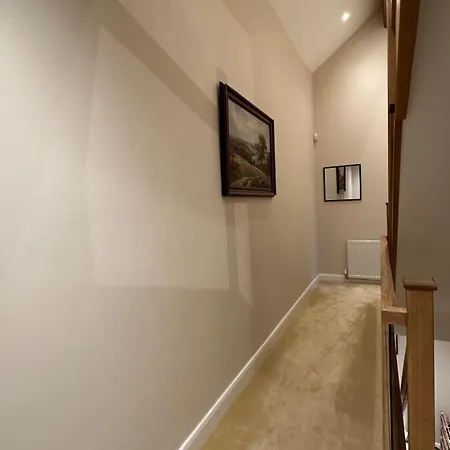 Private Luxury Barn With Hot Tub And Outdoor Entertainment, Yorkshire Dales Sleeps 10! Airton