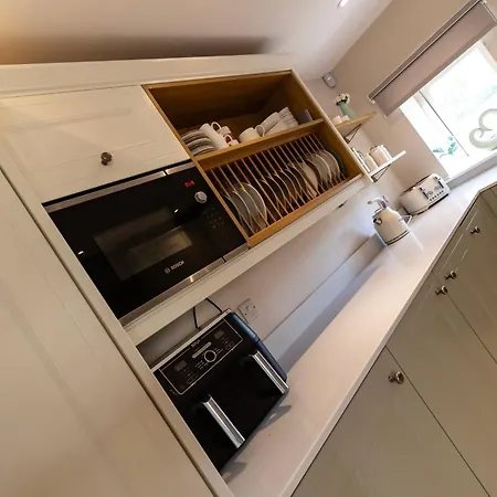 Private Luxury Barn With Hot Tub And Outdoor Entertainment, Yorkshire Dales Sleeps 10! * Airton