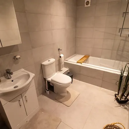 Private Luxury Barn With Hot Tub And Outdoor Entertainment, Yorkshire Dales Sleeps 10! Casa de Férias *